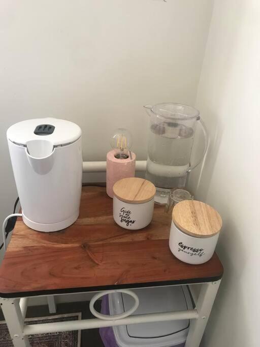 Room With Separate Bath In Shared Homestay Redcliffe Εξωτερικό φωτογραφία